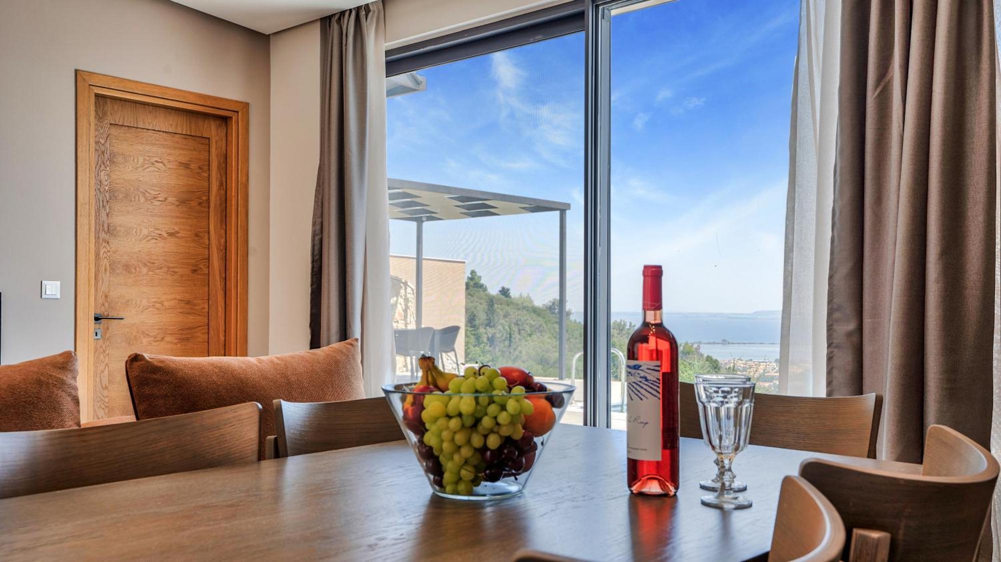 Villa Ecstasy Luxury Apolpaina