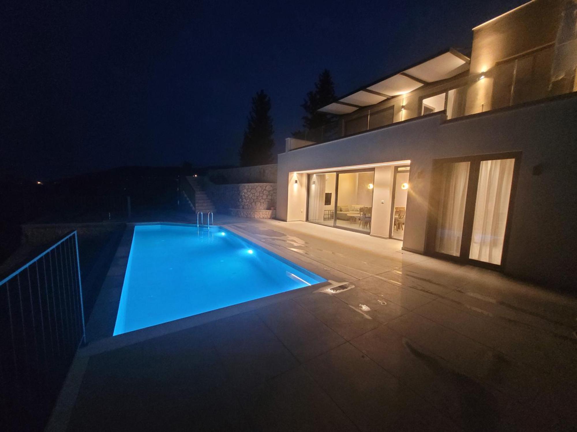 Ecstasy Luxury Villa Apolpaina